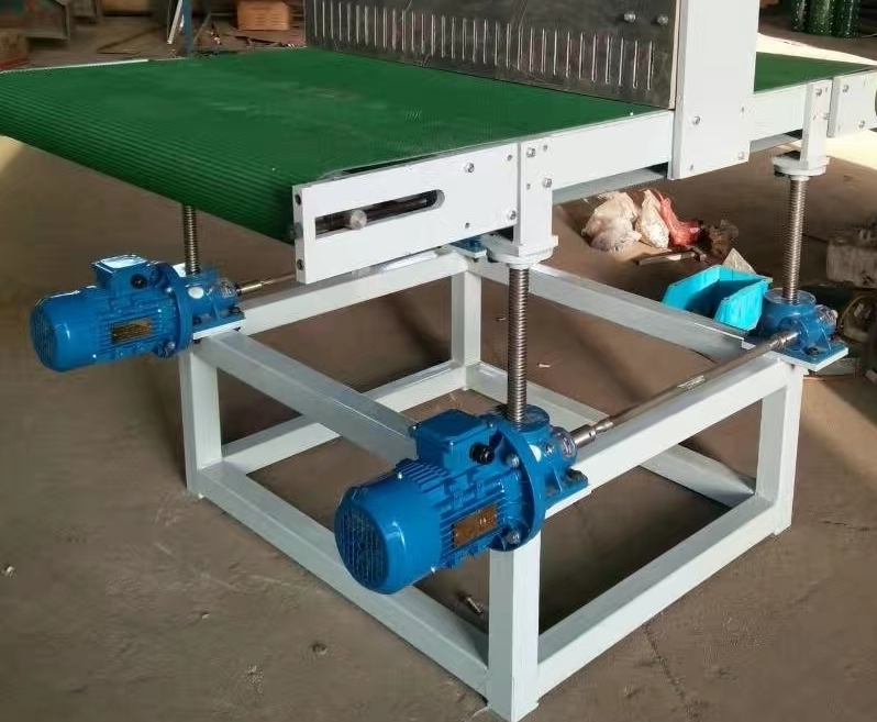 砂光機(jī)配套的csd帶式輸送機(jī).jpg